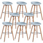 Sgabello da bar in plastica stile moderno. Sgabello da bar a secchiello ad altezza bancone