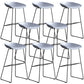 Sgabello da bar in plastica stile moderno. Sgabello da bar a secchiello ad altezza bancone