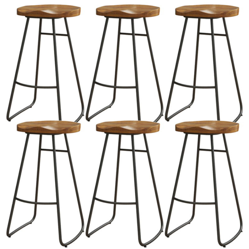 Taburete de bar de salón de madera estilo moderno con patas de metal