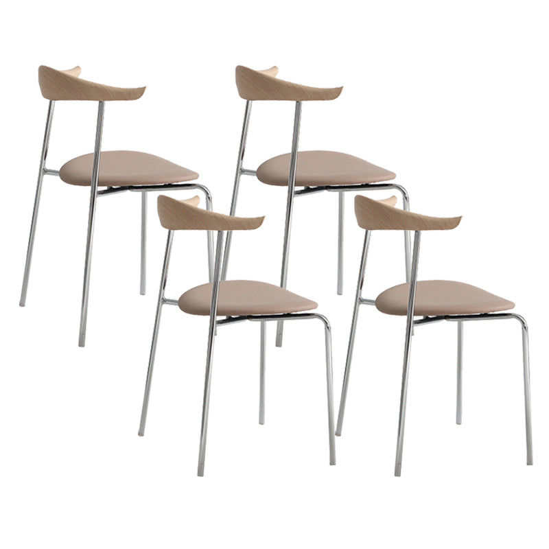 Moderne stijl gestoffeerde armloze stoel lederen eetkamerstoel met metalen basis