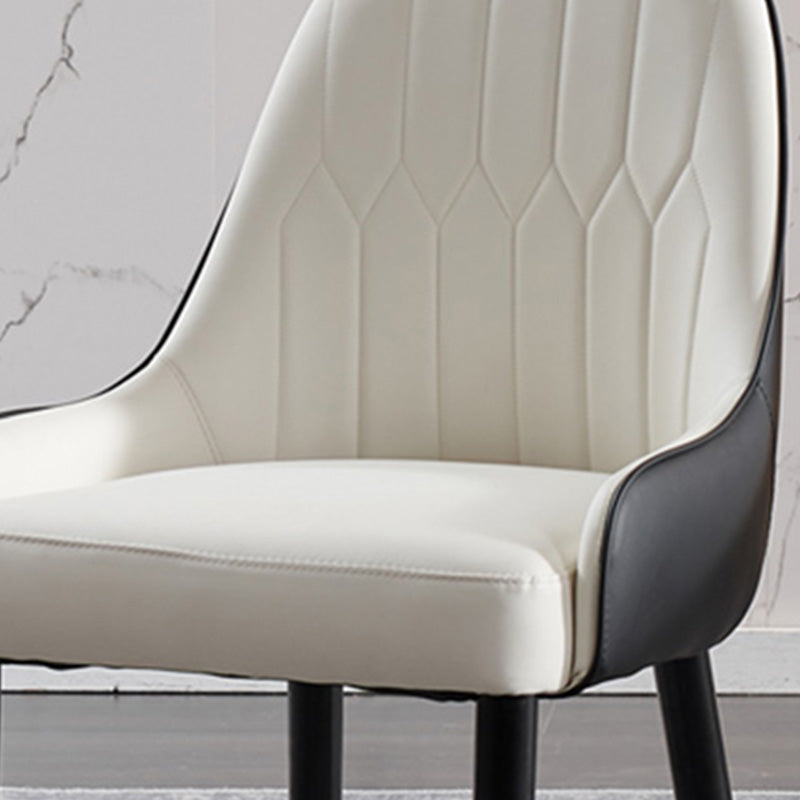 Glam -gestoffeerde eetkamerstoel Faux Leather en Metal Dining Accent Chair