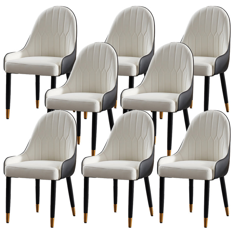 Glam -gestoffeerde eetkamerstoel Faux Leather en Metal Dining Accent Chair