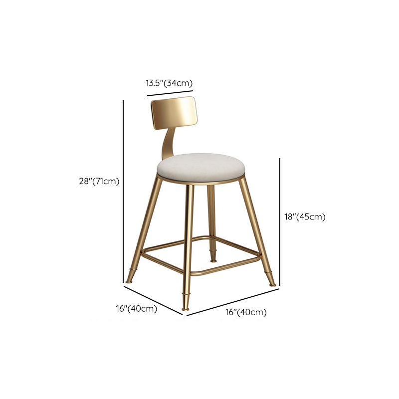 Contemporary Round Pub Table Set with Metal Stools 1/3/5 Pieces Pine Wood Top Bar Set Clearhalo 'Bar Furniture' 'furn' 'furn_home_bar_bar_sets' 'Furniture' 'Home Bars & Bar Sets' 'home_bar_bar_sets' 'Kitchen & Dining Furniture' 6157774