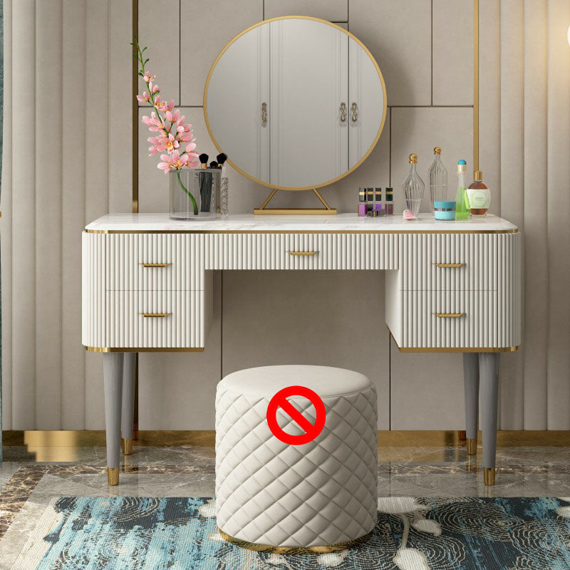 Ensemble de vanité de maquillage contemporain 5 tirages