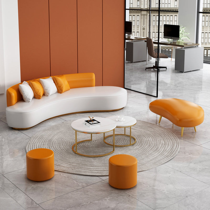 Divano a bracciolo a bracciale senza bracciole senza bracciolo in pelle.