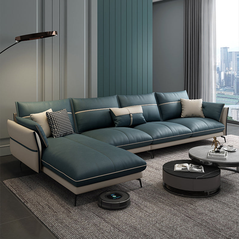 Scandinavo 35.43 "H Fuce in pelle divano e chaise del braccio svasato