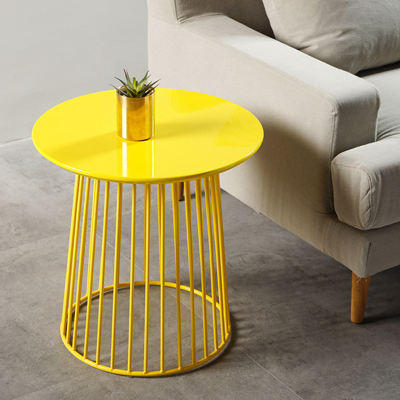 Metal Round Frame Side Table Contemporary Simple Dia 19.7" End Table Yellow 1 Clearhalo 'Coffee & Accent Tables' 'End & Side Tables' 'end_side_tables' 'furn' 'furn_end_side_tables' 'Furniture' 'Living Room Furniture' 6175212