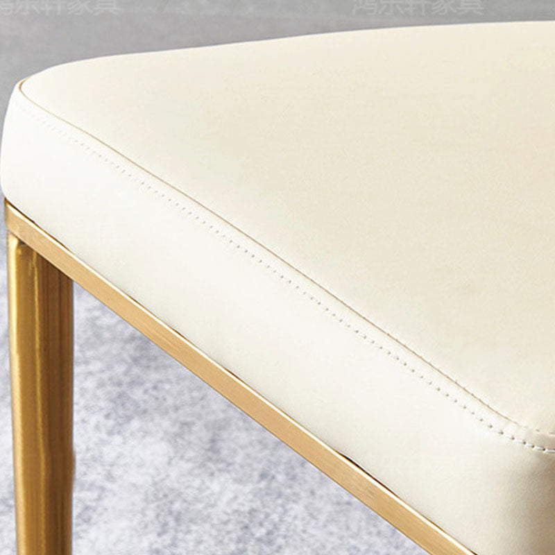 Zeitgenössischer Kunstleder -Essstuhl Parsons Seitenstuhl in Weiß