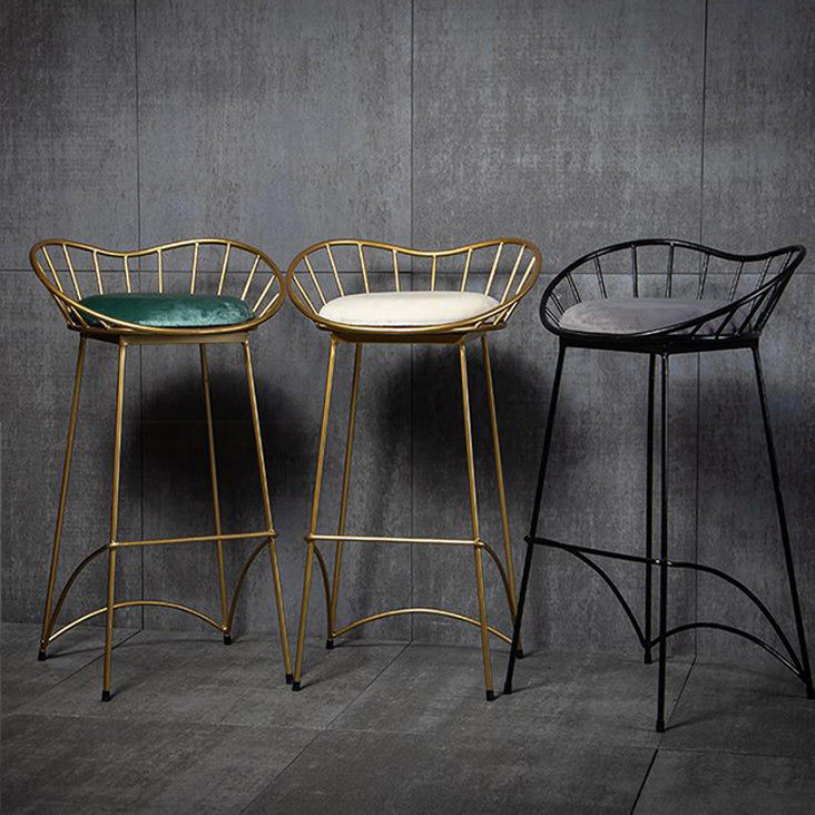 Industrial Metal Round Barstool Patio Bar Stool with Metal Legs Clearhalo 'Bar Furniture' 'Bar Stools' 'bar_stools' 'furn' 'furn_bar_stools' 'Furniture' 'Kitchen & Dining Furniture' 6184684