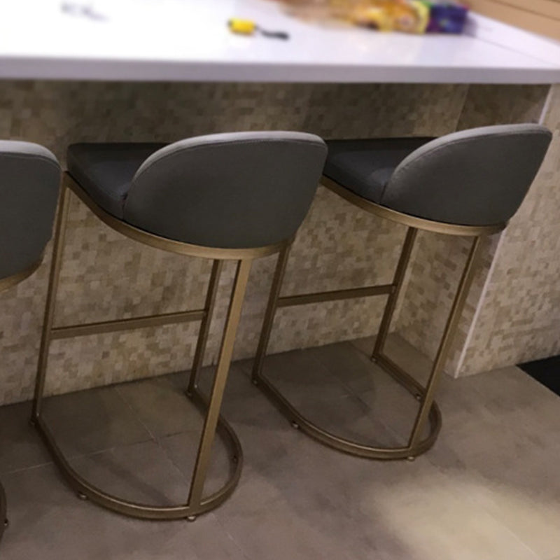 Industrial Low Back Stool PU Leather Counter Stool with Metal Legs Clearhalo 'Bar Furniture' 'Bar Stools' 'bar_stools' 'furn' 'furn_bar_stools' 'Furniture' 'Kitchen & Dining Furniture' 6184702