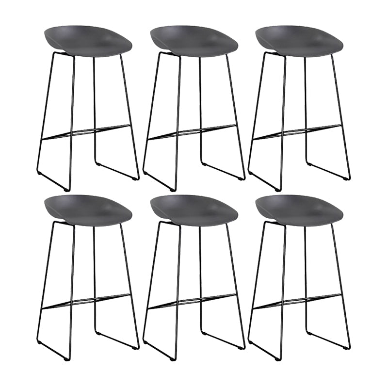 Industrial Bar Stool with Bucket Plastic Stool for Restaurant