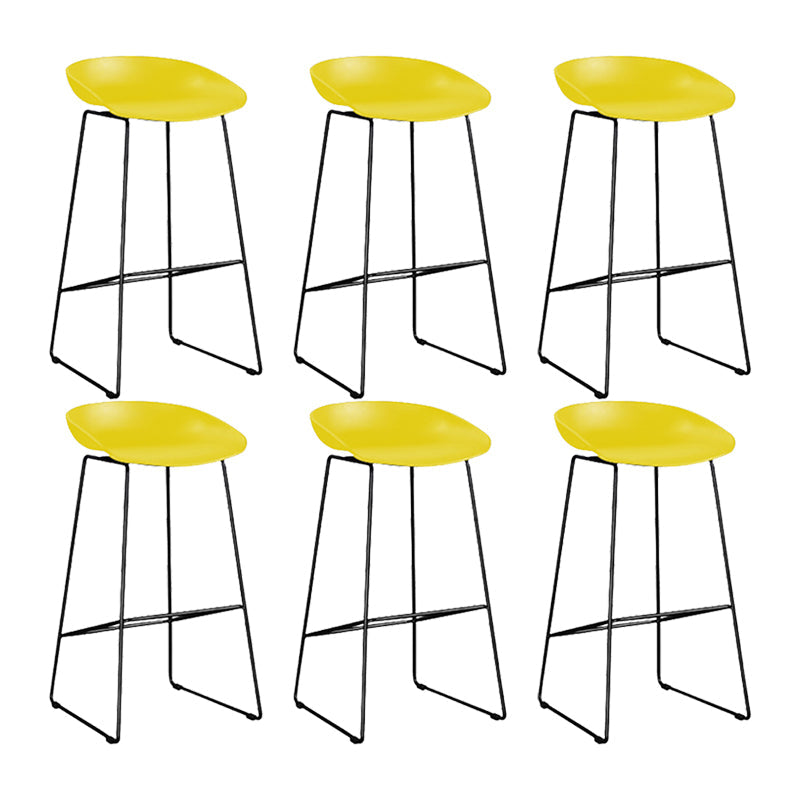Industrial Bar Stool with Bucket Plastic Stool for Restaurant