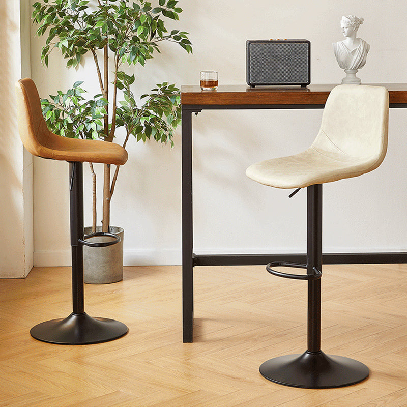 Tabouret de comptoir sans accoudoirs à dossier industriel, tabouret de bar réglable en fer avec coussin en cuir