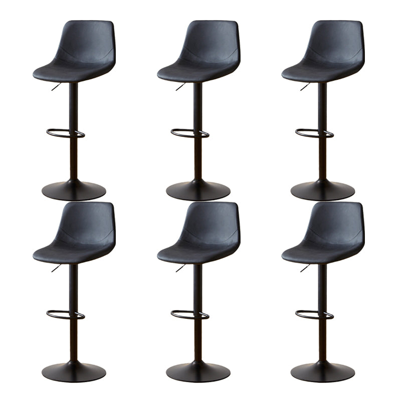 Tabouret de comptoir sans accoudoirs à dossier industriel, tabouret de bar réglable en fer avec coussin en cuir
