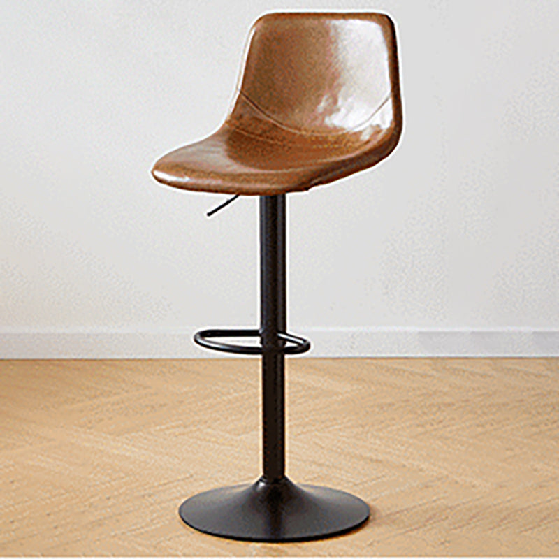 Tabouret de comptoir sans accoudoirs à dossier industriel, tabouret de bar réglable en fer avec coussin en cuir