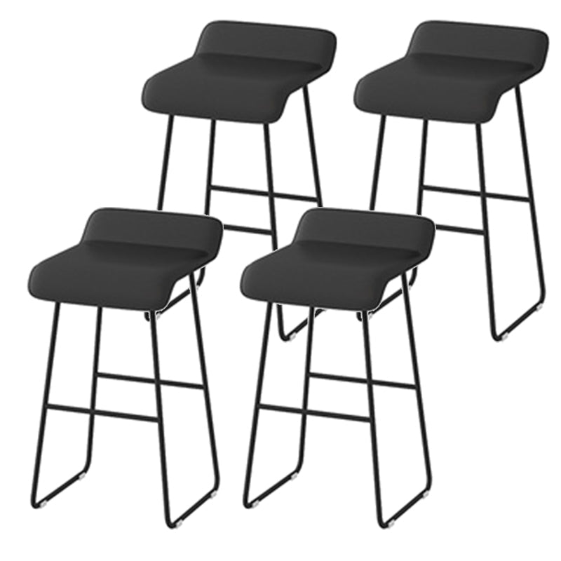 Barhocker im modernen Stil, solider Wave-Sitz, Barhocker mit Metallbeinen