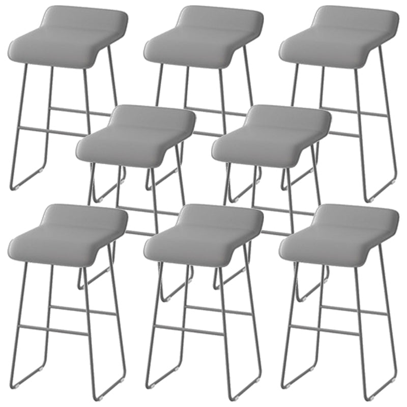 Barhocker im modernen Stil, solider Wave-Sitz, Barhocker mit Metallbeinen