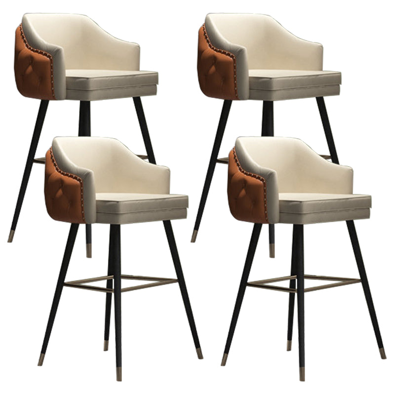 Tabouret de comptoir de dossier d'accoudoir moderne tabouret de Bar de café en fer avec coussin et pédale