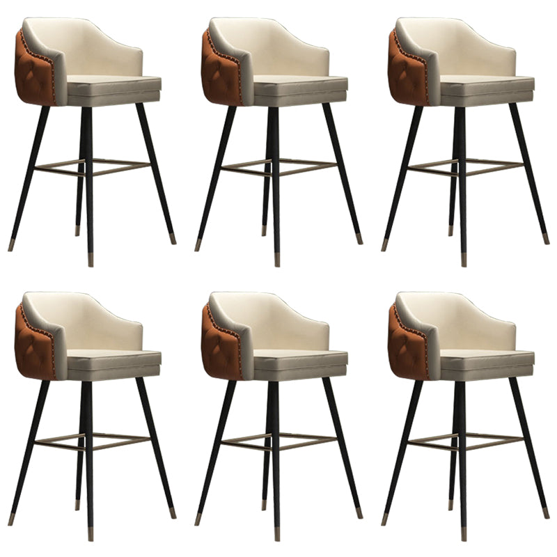 Tabouret de comptoir de dossier d'accoudoir moderne tabouret de Bar de café en fer avec coussin et pédale