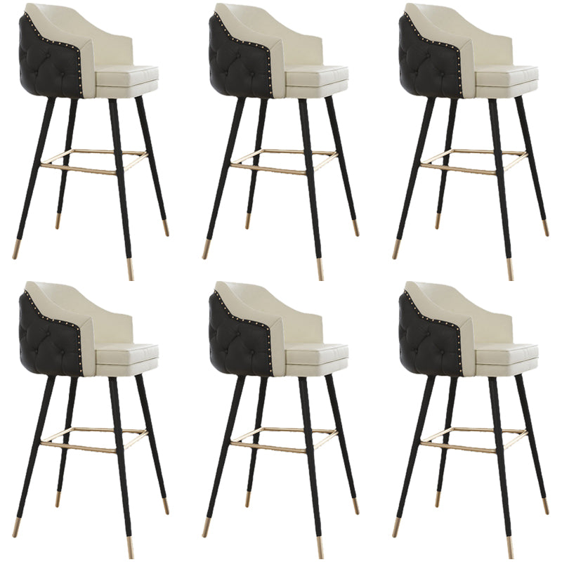 Tabouret de comptoir de dossier d'accoudoir moderne tabouret de Bar de café en fer avec coussin et pédale