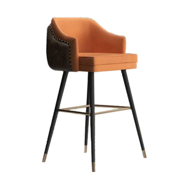 Tabouret de comptoir de dossier d'accoudoir moderne tabouret de Bar de café en fer avec coussin et pédale