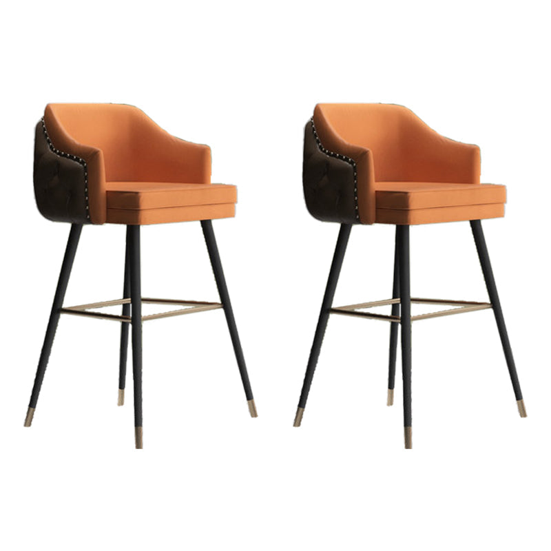 Tabouret de comptoir de dossier d'accoudoir moderne tabouret de Bar de café en fer avec coussin et pédale