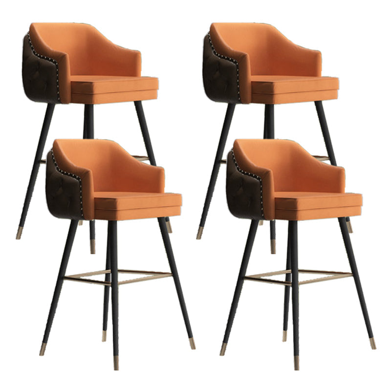 Tabouret de comptoir de dossier d'accoudoir moderne tabouret de Bar de café en fer avec coussin et pédale