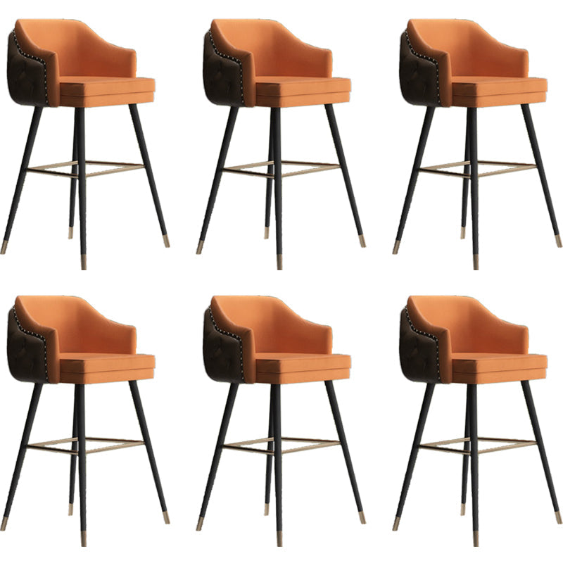 Tabouret de comptoir de dossier d'accoudoir moderne tabouret de Bar de café en fer avec coussin et pédale