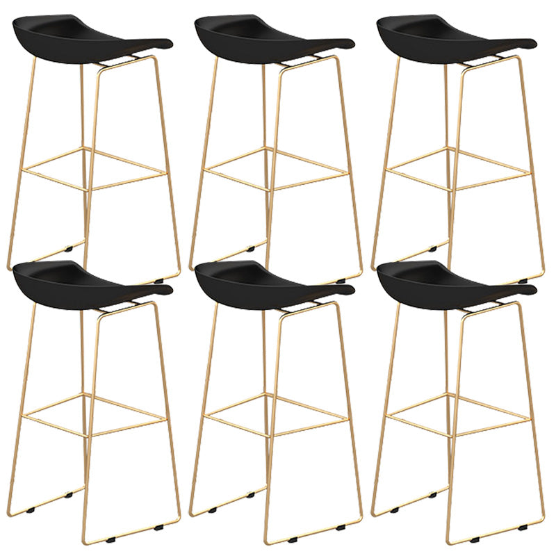 Zeitgenössische Barhocker aus Kunststoff für den Heimgebrauch