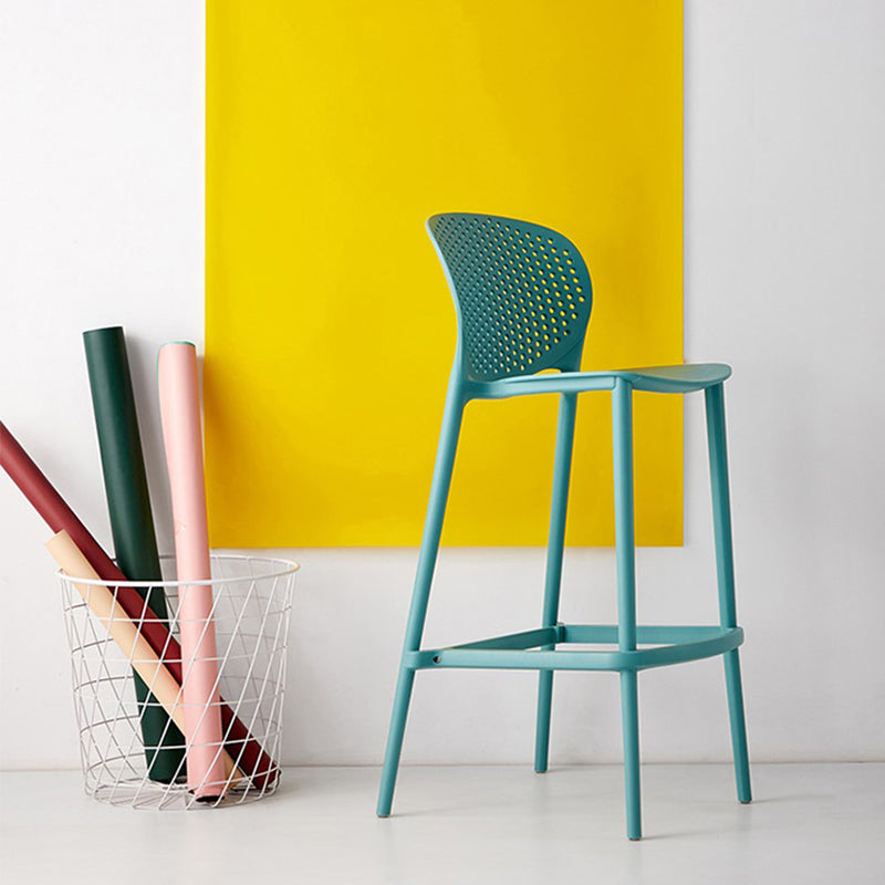Taburete de plástico con respaldo bajo industrial, taburetes de altura para cocina