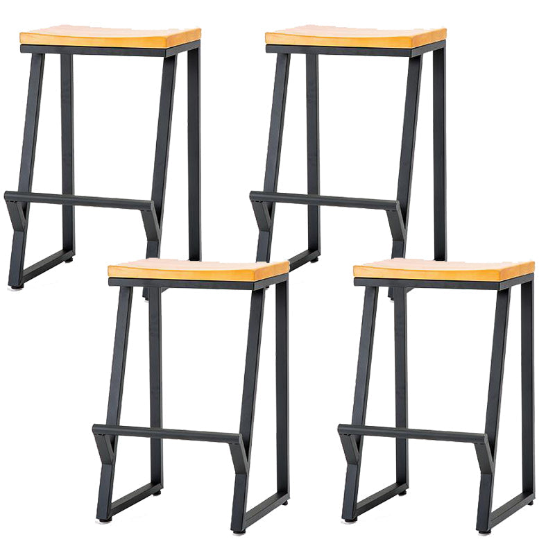 Contemporary Wood Counter Stools Metal Bar Stool for Home Use 4 Piece Set Counter Stool(26"H) Clearhalo 'Bar Furniture' 'Bar Stools' 'bar_stools' 'furn' 'furn_bar_stools' 'Furniture' 'Kitchen & Dining Furniture' 6187130
