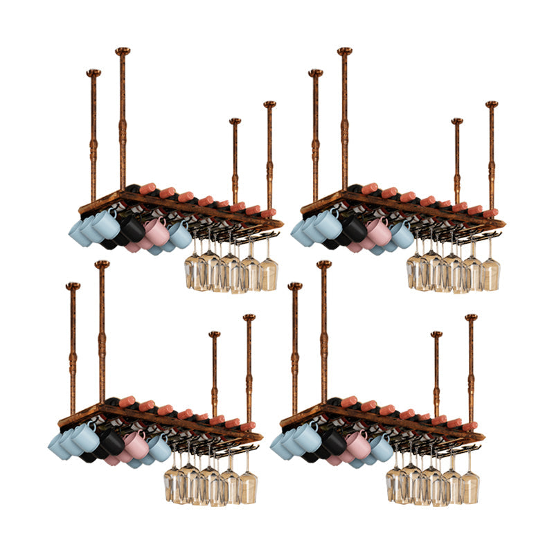 Bottiglia di vino in metallo industriale e portabottiglie in vetro appeso