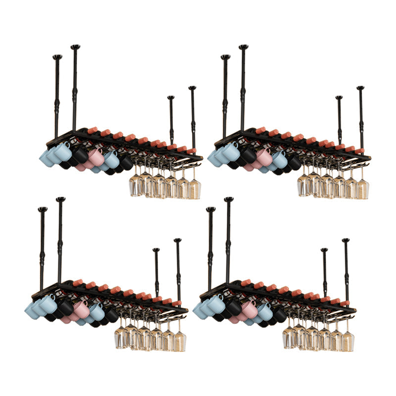 Bottiglia di vino in metallo industriale e portabottiglie in vetro appeso