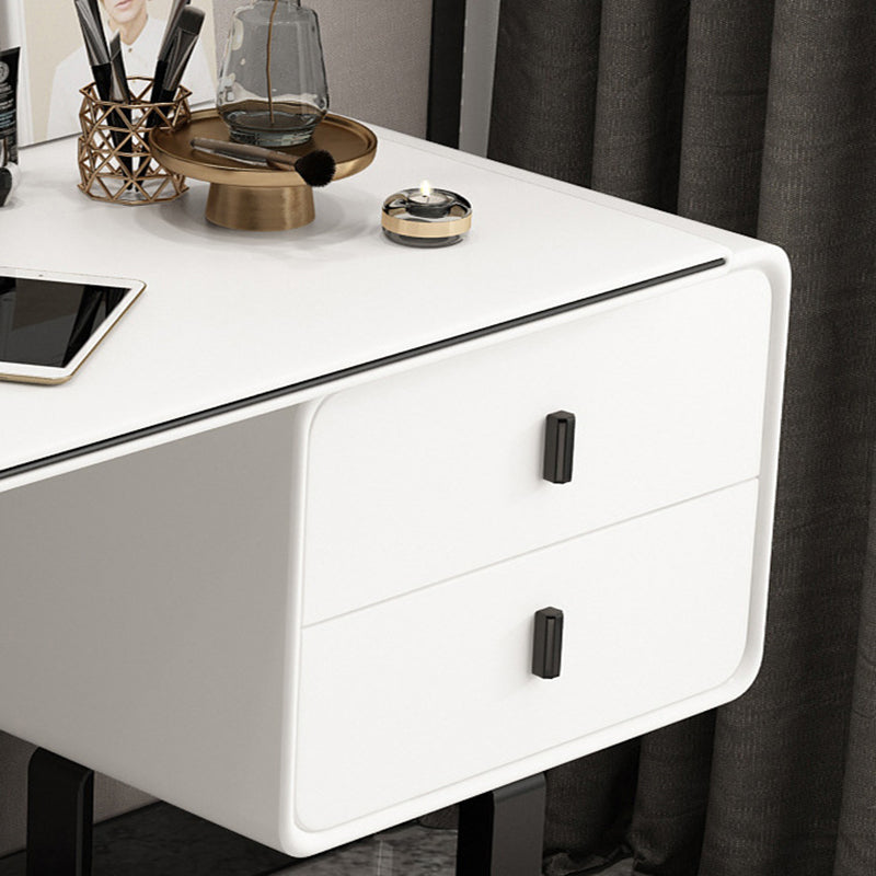 IJdelheid van 2 ladesset echte leer- en metalen make-upkapidafel met spiegel en ontlasting