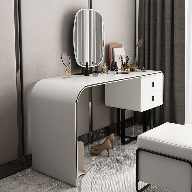 IJdelheid van 2 ladesset echte leer- en metalen make-upkapidafel met spiegel en ontlasting