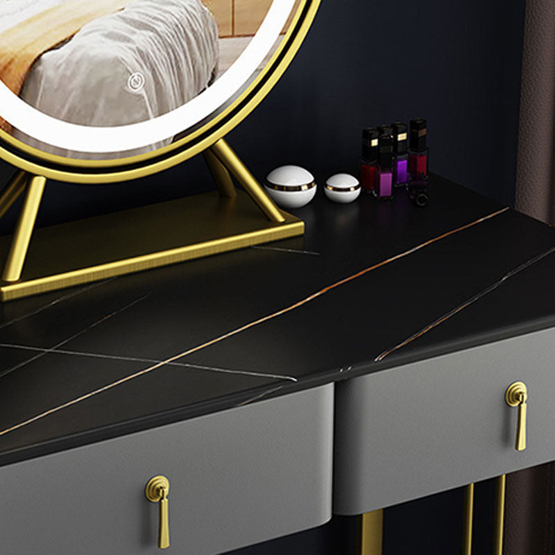 Tavolo da vanità glam con 4 cassetti e base dorata e top in pietra