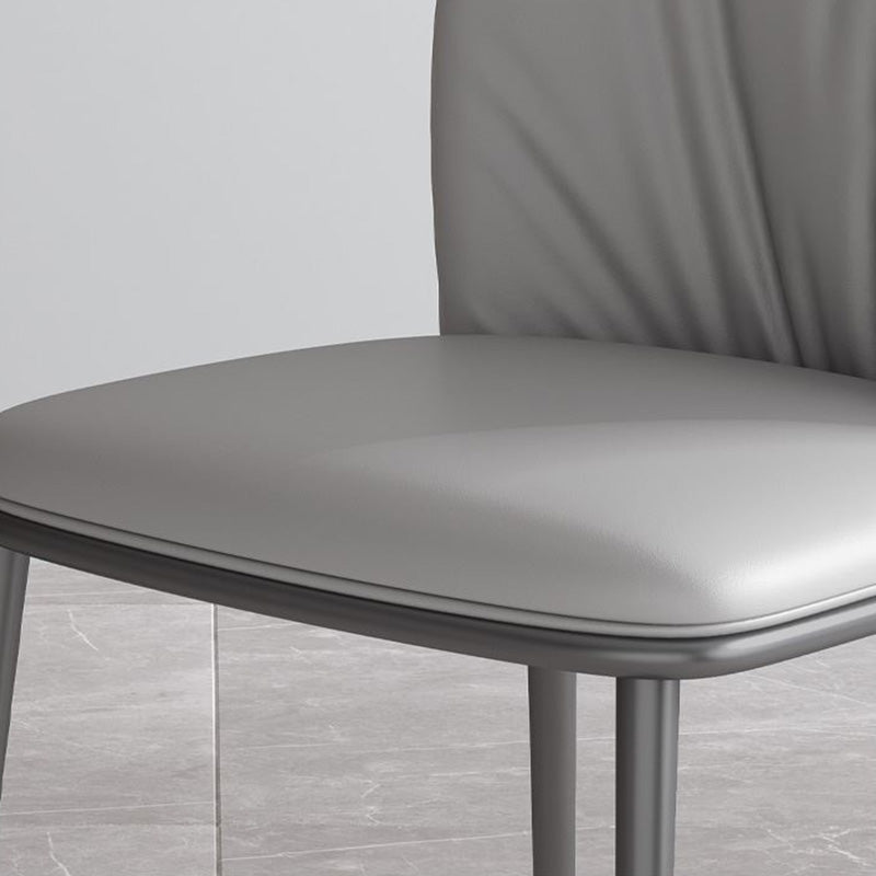 Moderne stijl faux lederen stoelarmloze metalen zijstoel voor thuisgebruik