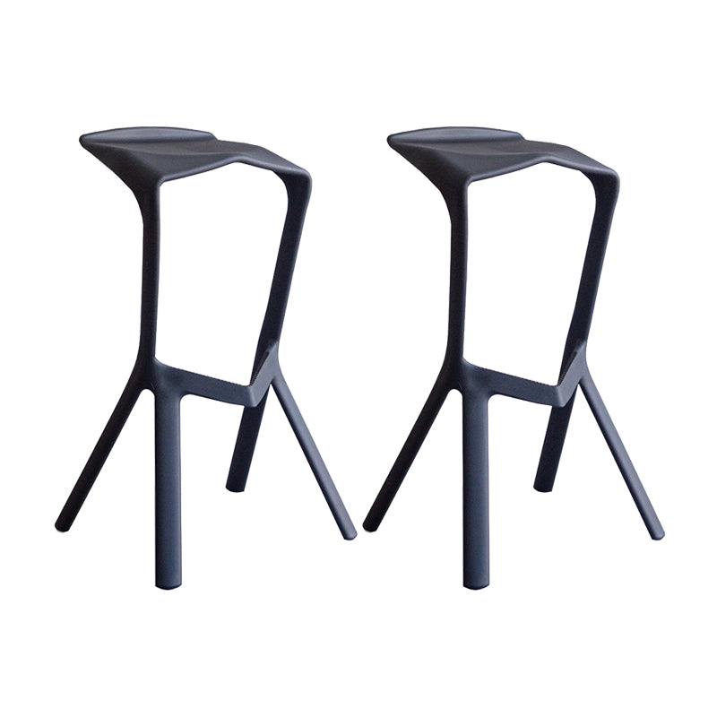 Industrial Armless Counter Stool Plastic Cafe Bar Stool with 4 Legs Black 2 Piece Set Clearhalo 'Bar Furniture' 'Bar Stools' 'bar_stools' 'furn' 'furn_bar_stools' 'Furniture' 'Kitchen & Dining Furniture' 6221015