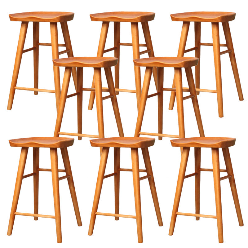 Taburete de bar de madera sin respaldo moderno con pedal y asiento de madera