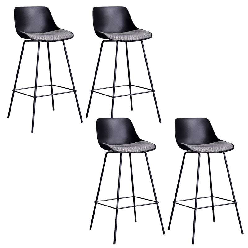Modern Plastic Bar-stool Bucket Seat Counter Bar Stool with Metal Legs 4 Piece Set Clearhalo 'Bar Furniture' 'Bar Stools' 'bar_stools' 'furn' 'furn_bar_stools' 'Furniture' 'Kitchen & Dining Furniture' 6221545