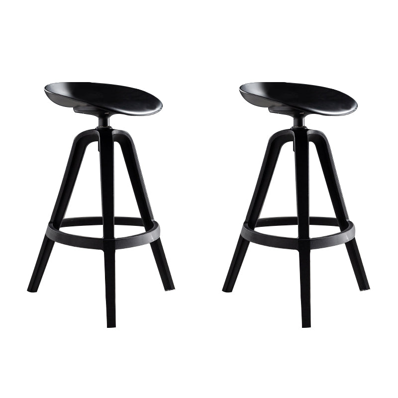 Industrial Low Back Counter Stool Metal Counter Height Stools with Swivel Black 2 Piece Set Counter Stool(26"H) Clearhalo 'Bar Furniture' 'Bar Stools' 'bar_stools' 'furn' 'furn_bar_stools' 'Furniture' 'Kitchen & Dining Furniture' 6221834