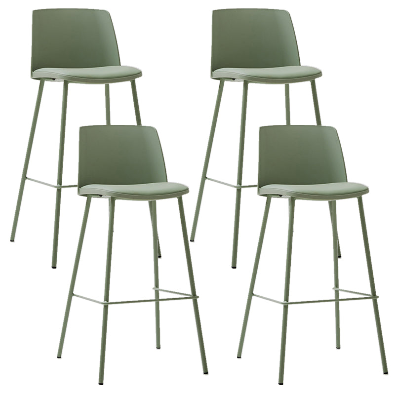 Taburete de bar de cuero de PU de estilo moderno, taburete de bar con asiento cuadrado y patas de metal