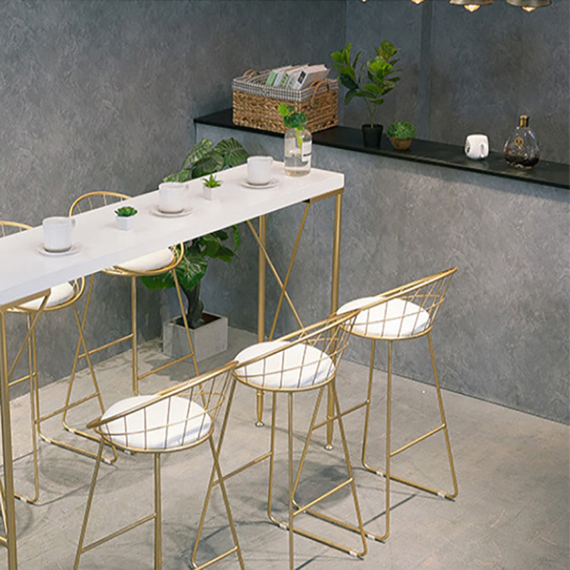 Moderne rechthoekige massief houten bartafel Eettafel met metalen onderstel