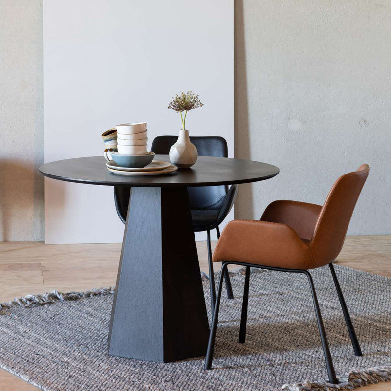 Modern Round Table Pine Solid Wood Pedestal Dining Table in Black 39.4"L x 39.4"W x 29.5"H Without Chairs Clearhalo 'Dining Tables & Seating' 'Dining Tables' 'dining_table' 'furn' 'furn_dining_table' 'Furniture' 'Kitchen & Dining Furniture' 6229363