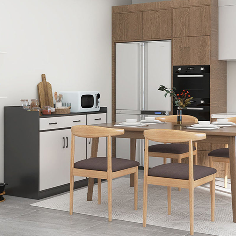 Moderno tavolo da pranzo con finitura antica in legno ingegnerizzato con deposito aperto