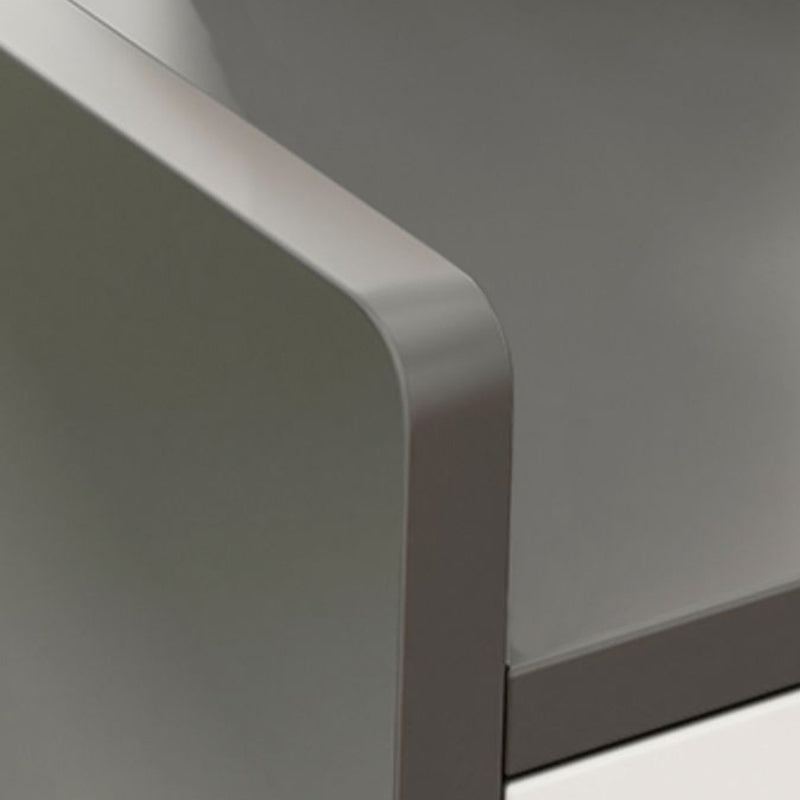 Moderno tavolo da pranzo con finitura antica in legno ingegnerizzato con deposito aperto