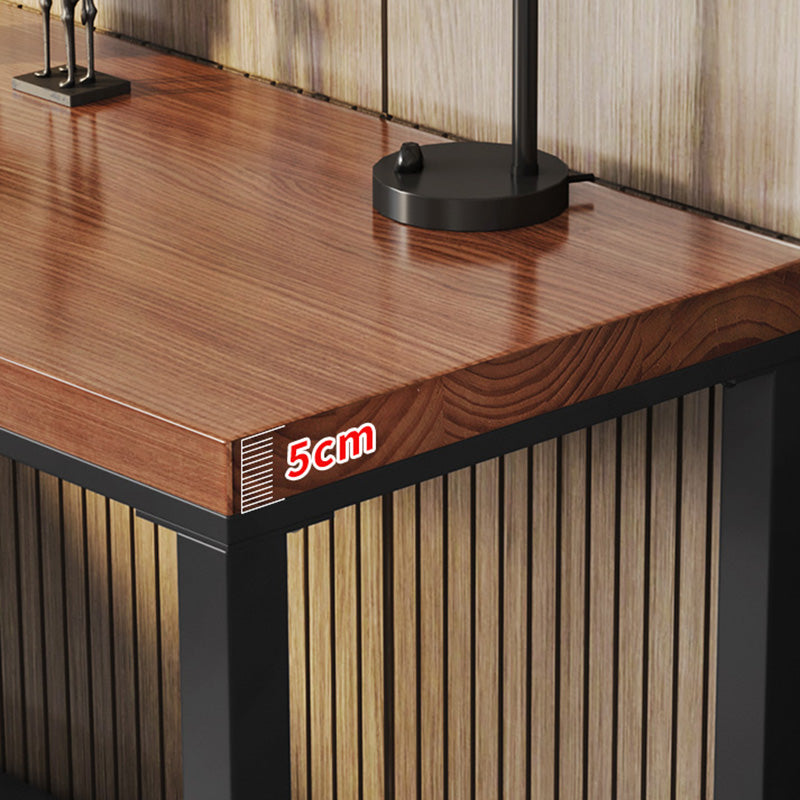 Bureau de bureau en L moderne Brown Brown Writing Bureau avec des jambes en métal