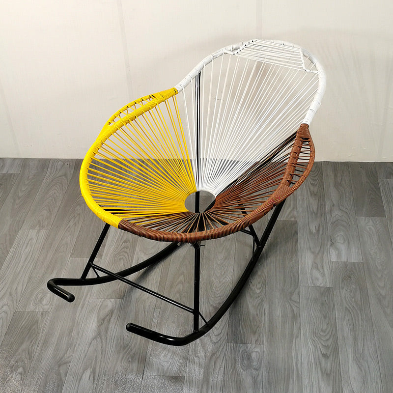 Chaise à bascule moderne Rocker résistant aux intempéries en osier en osier