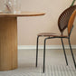 1/2/3/4 piezas Juego de comedor moderno Mesa redonda de madera maciza con sillas de plástico