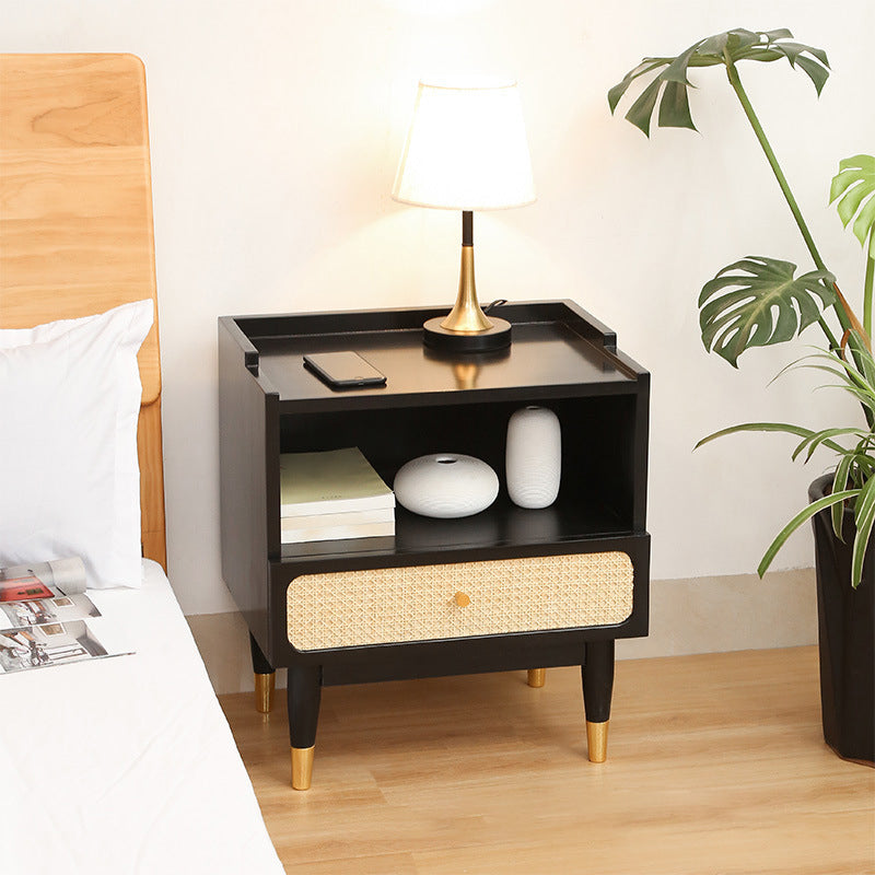 Solid Wood Accent Table Nightstand Contemporary Bedside Cabinet for Bedroom Clearhalo 'Bedroom Furniture' 'furn' 'furn_night_stand' 'Furniture' 'night_stand' 'Nightstands' 6241372